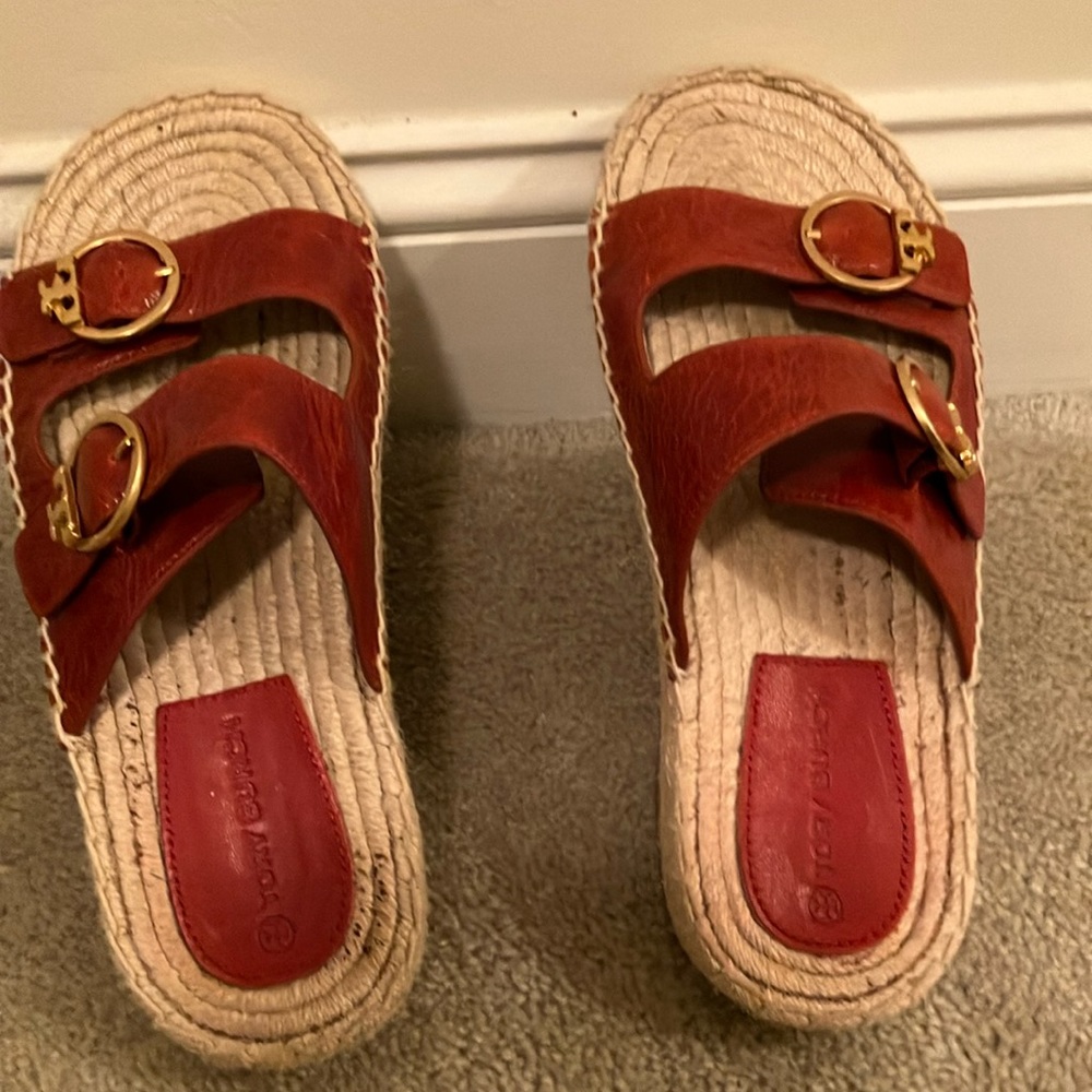 Tory Burch Red Sandals; size 7.5, EXCELLENT condition